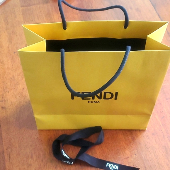 Fendi Shopping Bag (Flaw) - Picture 2 of 8